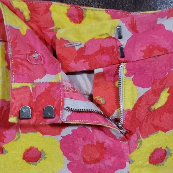 LOFT coral & yellow floral linen blend floral print shorts woman's size 2 - Picture 6 of 9